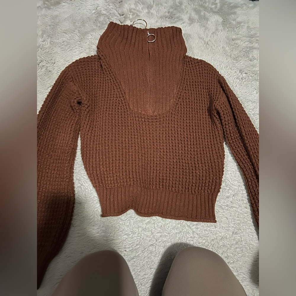 SO Sweater